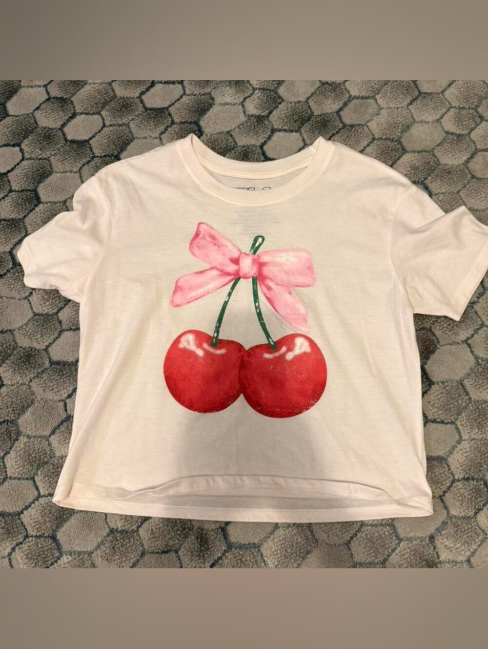 Women's Graphic Tee Rebel Sky - Pink Bow on White